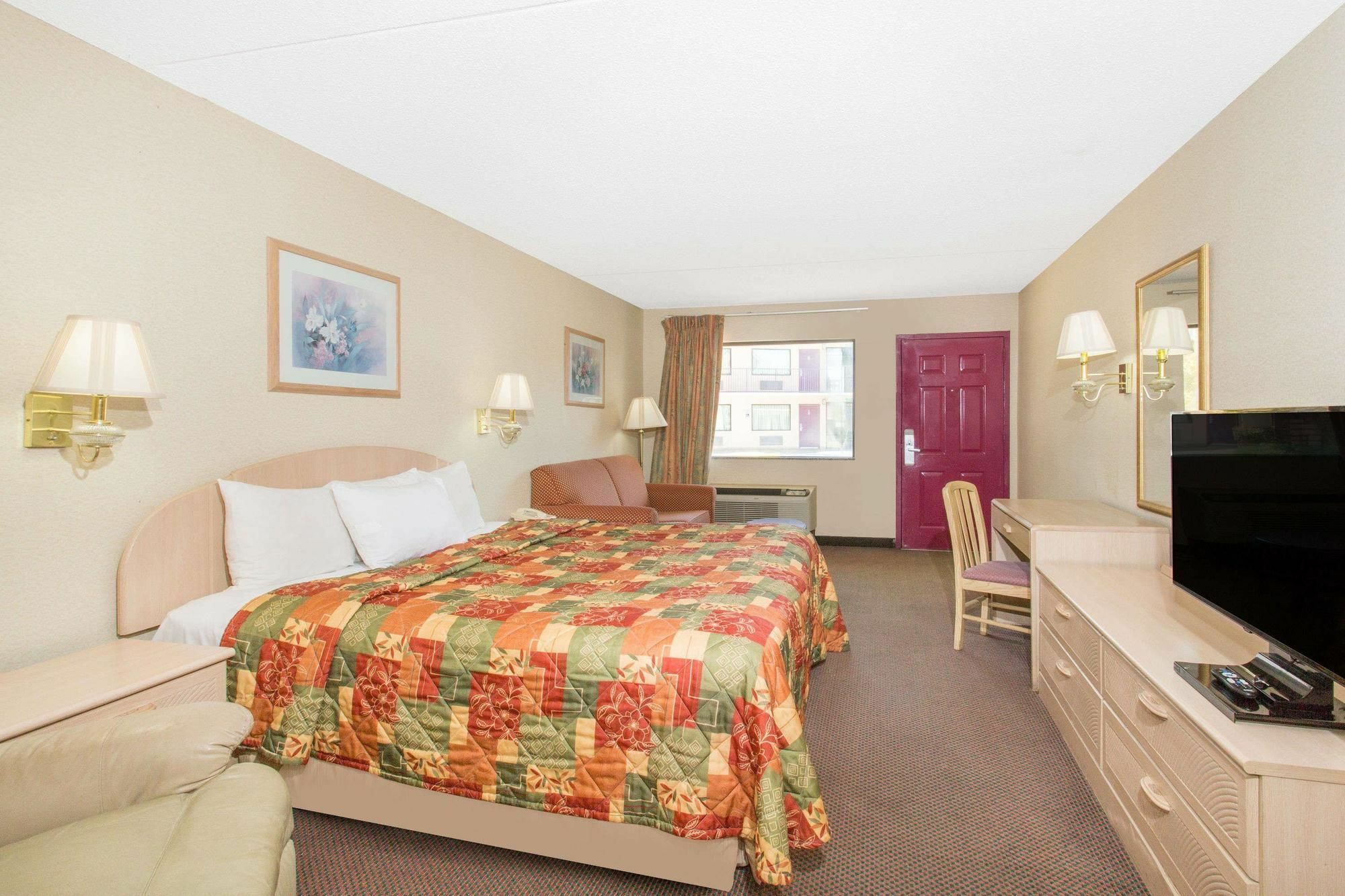 Days Inn & Suites By Wyndham Bentonville Zewnętrze zdjęcie